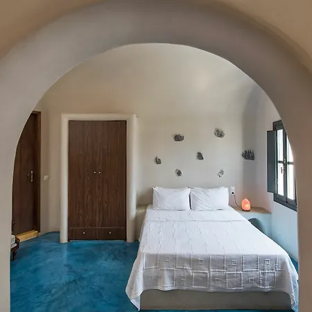 Belair Perissa (Santorini)